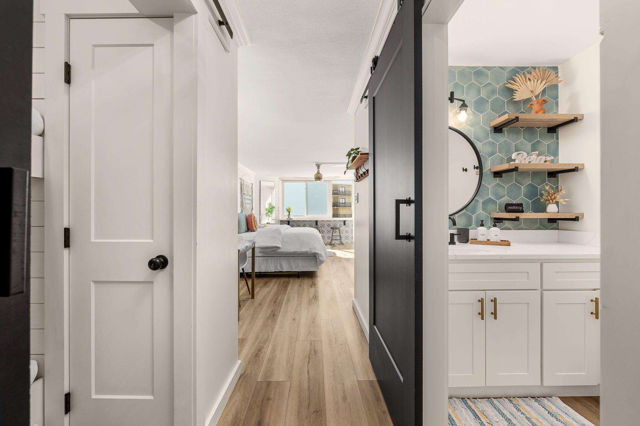 Top of the Gulf #601 | Siesta Studio