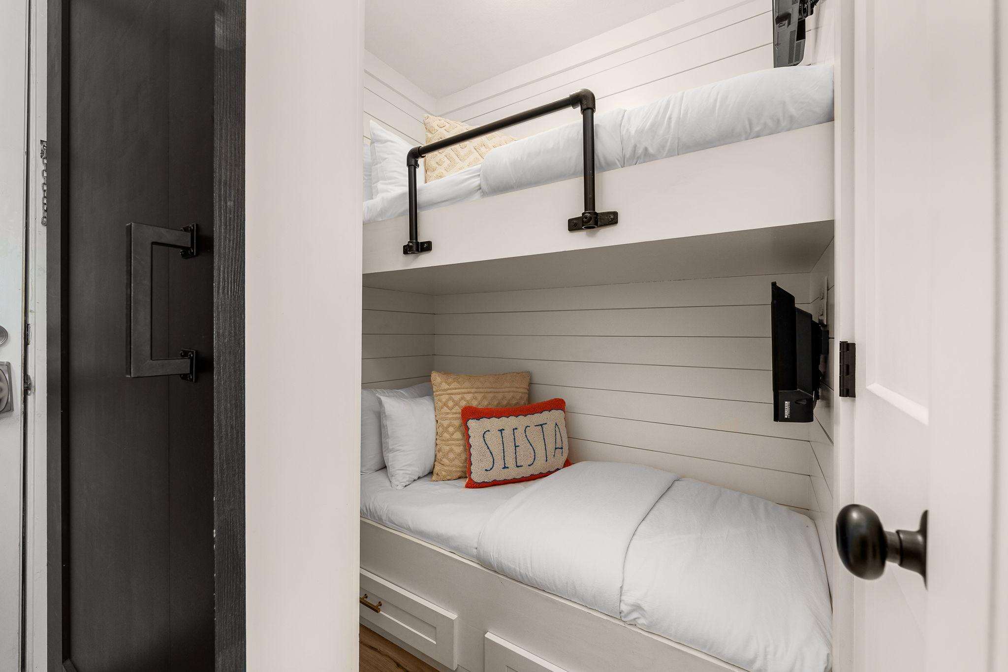 Top of the Gulf #601 | Siesta Studio