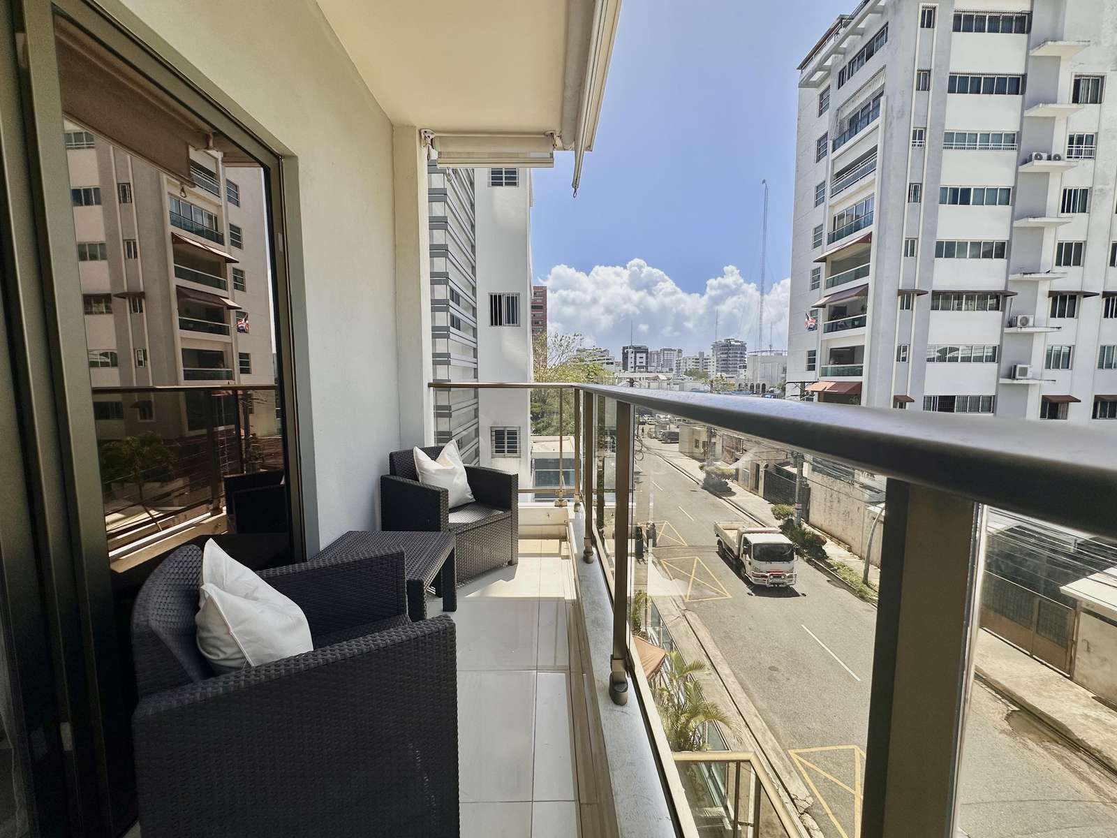 New! Urban Style Retreat – 1BR in the Heart of SD Preview 0