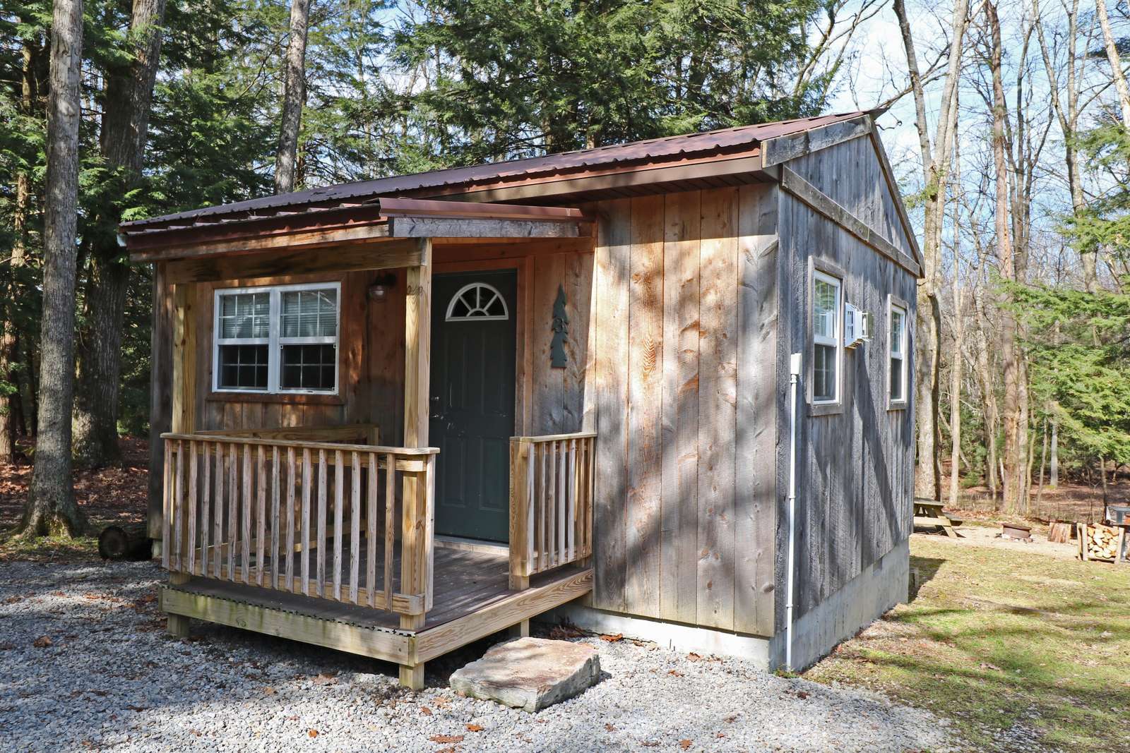 Fair Winds Cabin 3 - property