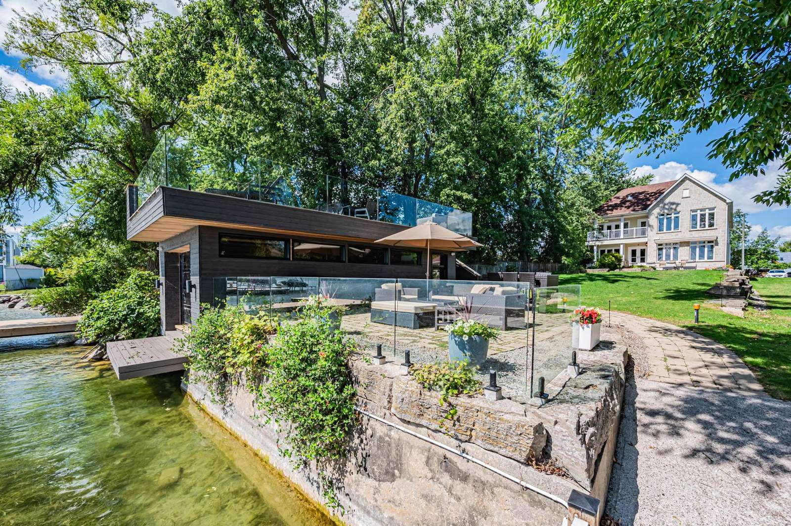 Simcoe Blue Preview 0