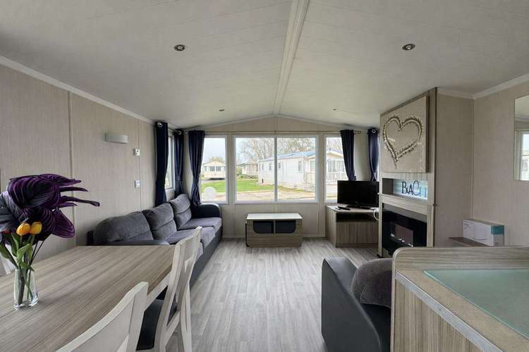 36059A⭐ – A Area, 3 bed, 8 berth caravan with D/G & C/H. Ruby rated. Preview 5