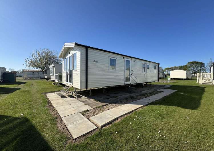 87006S⭐ – North Shore, 3 bed, 8 berth caravan with D/G & C/H. Opal rated. Preview 0