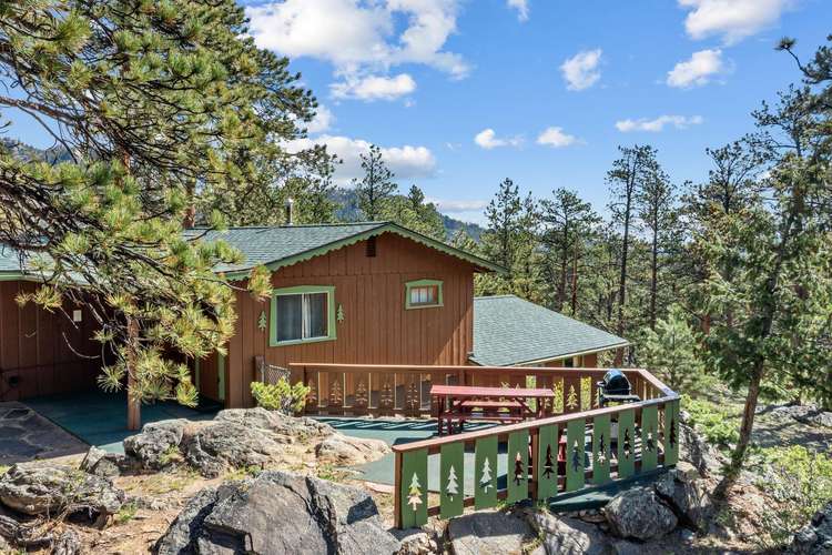 Dreaming of a Rustic Getaway? ✨ Machin's Cottage 6 Awaits You! Pet Friendly Preview 0