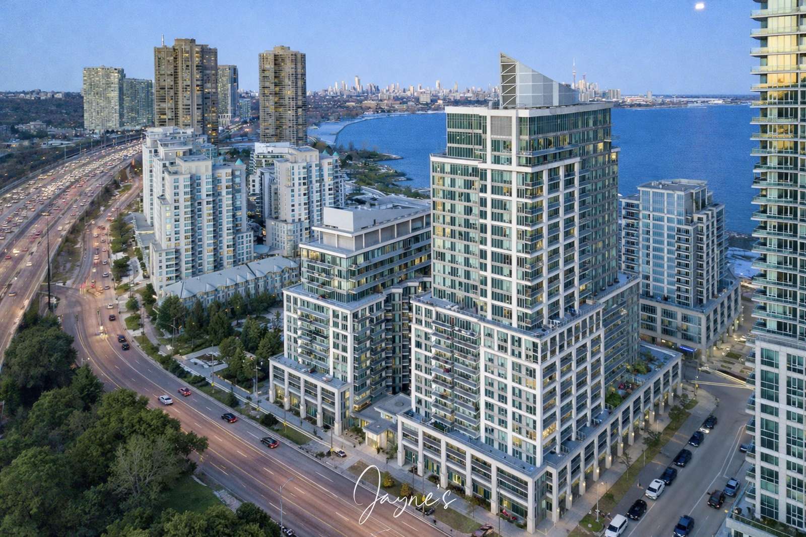 The High Life Toronto - property