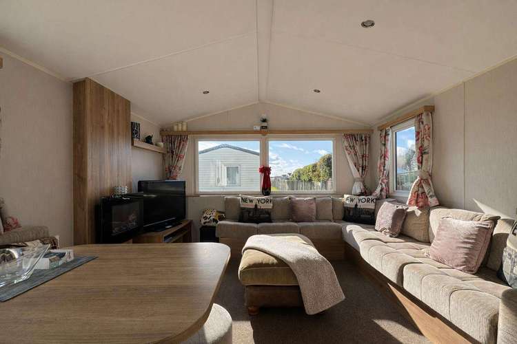 54037N⭐ – North area (Sandfield side), 3 bed, 7 berth caravan with side decking and D/G. Ruby rated. Preview 5