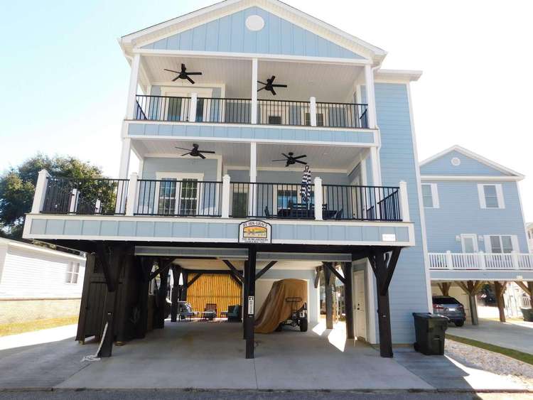 MH134B Stunning 5 bdrm, 3.5 bath with elevator Preview 0