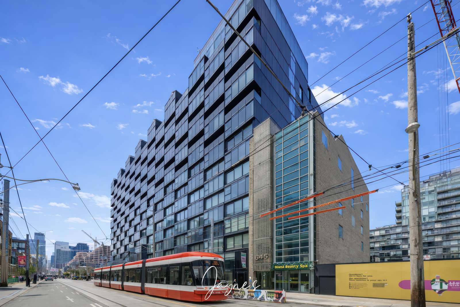 FIt to Be King Preview 0