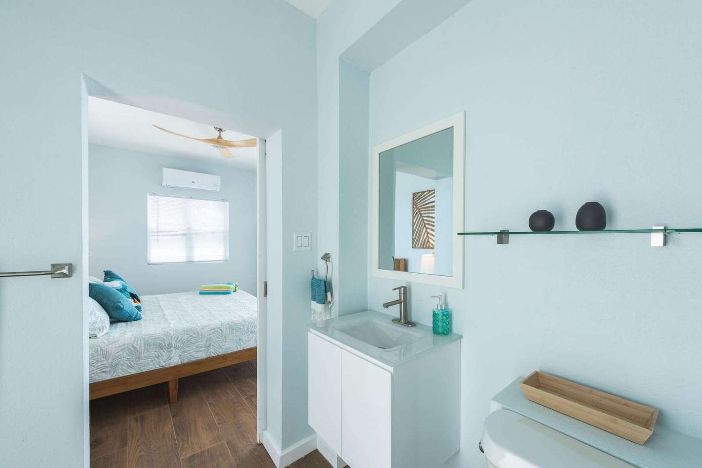 bathroom 2, main floor