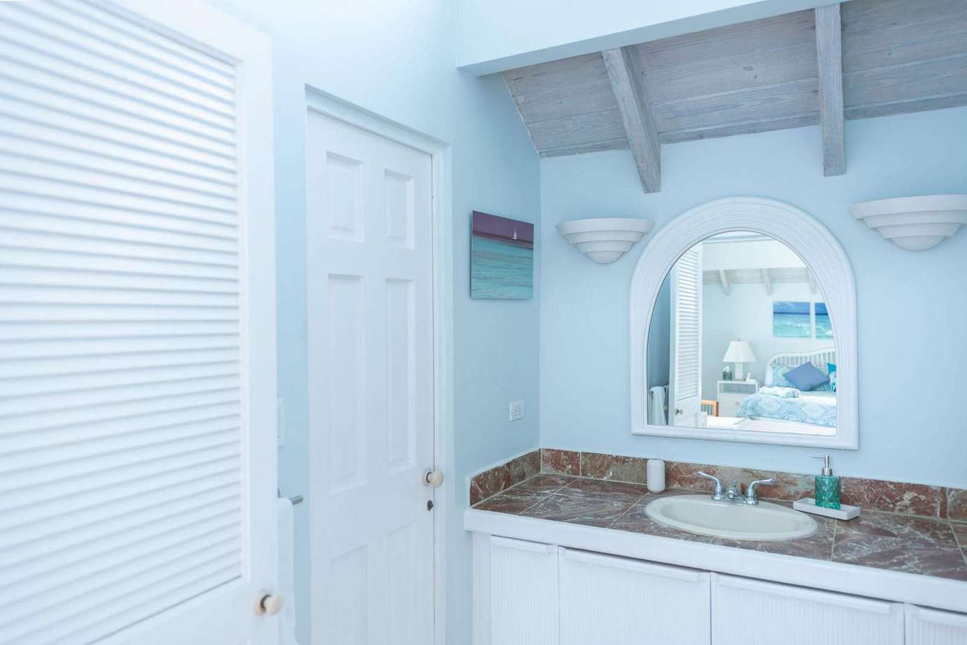 bathroom 3 (penthouse), upstairs