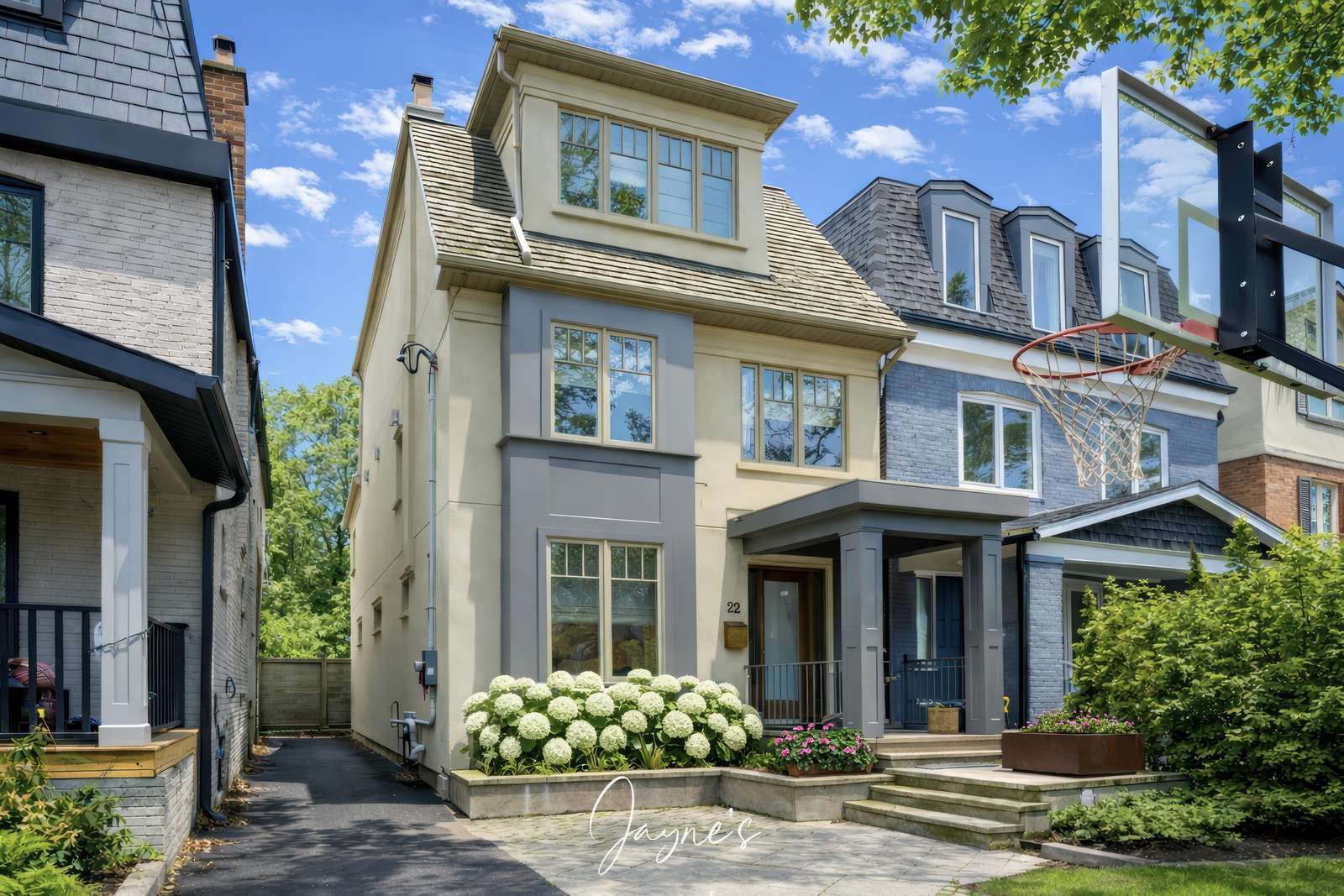 The Bell-Inn-E Preview 0