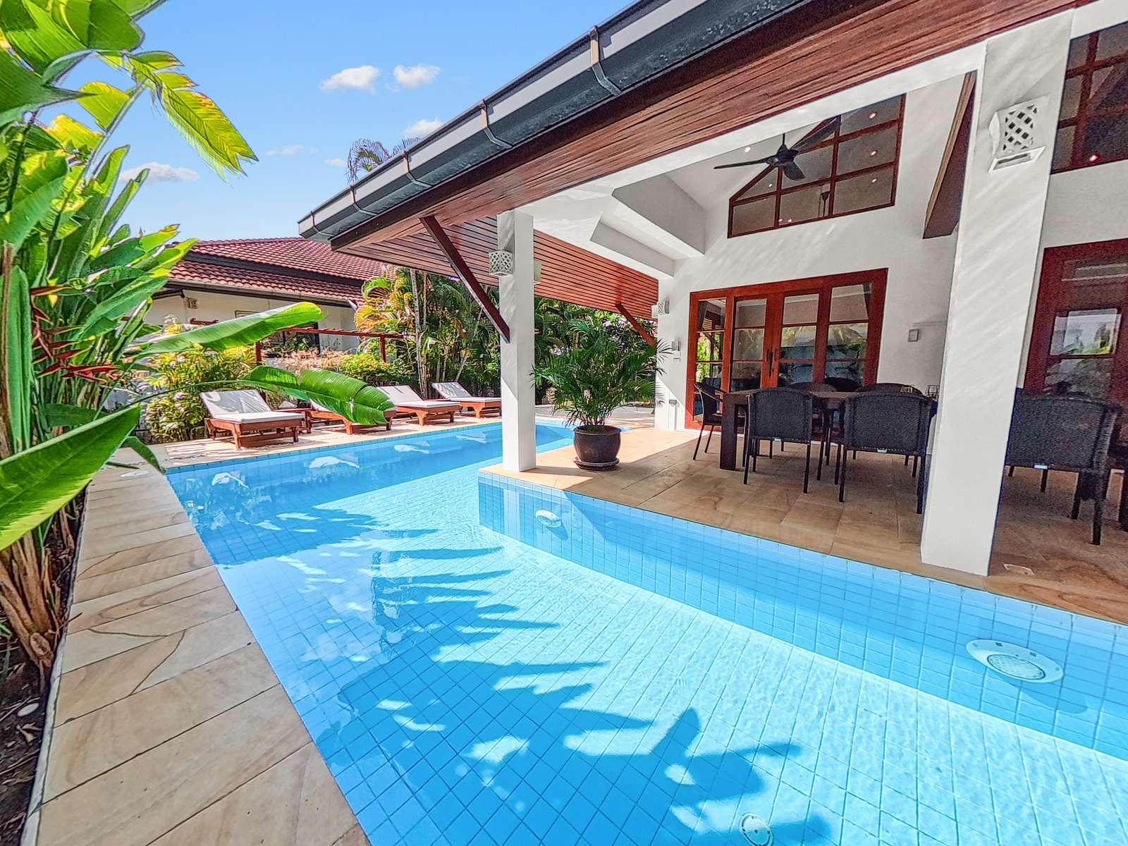 Malee Beach Villa C1 Preview 0