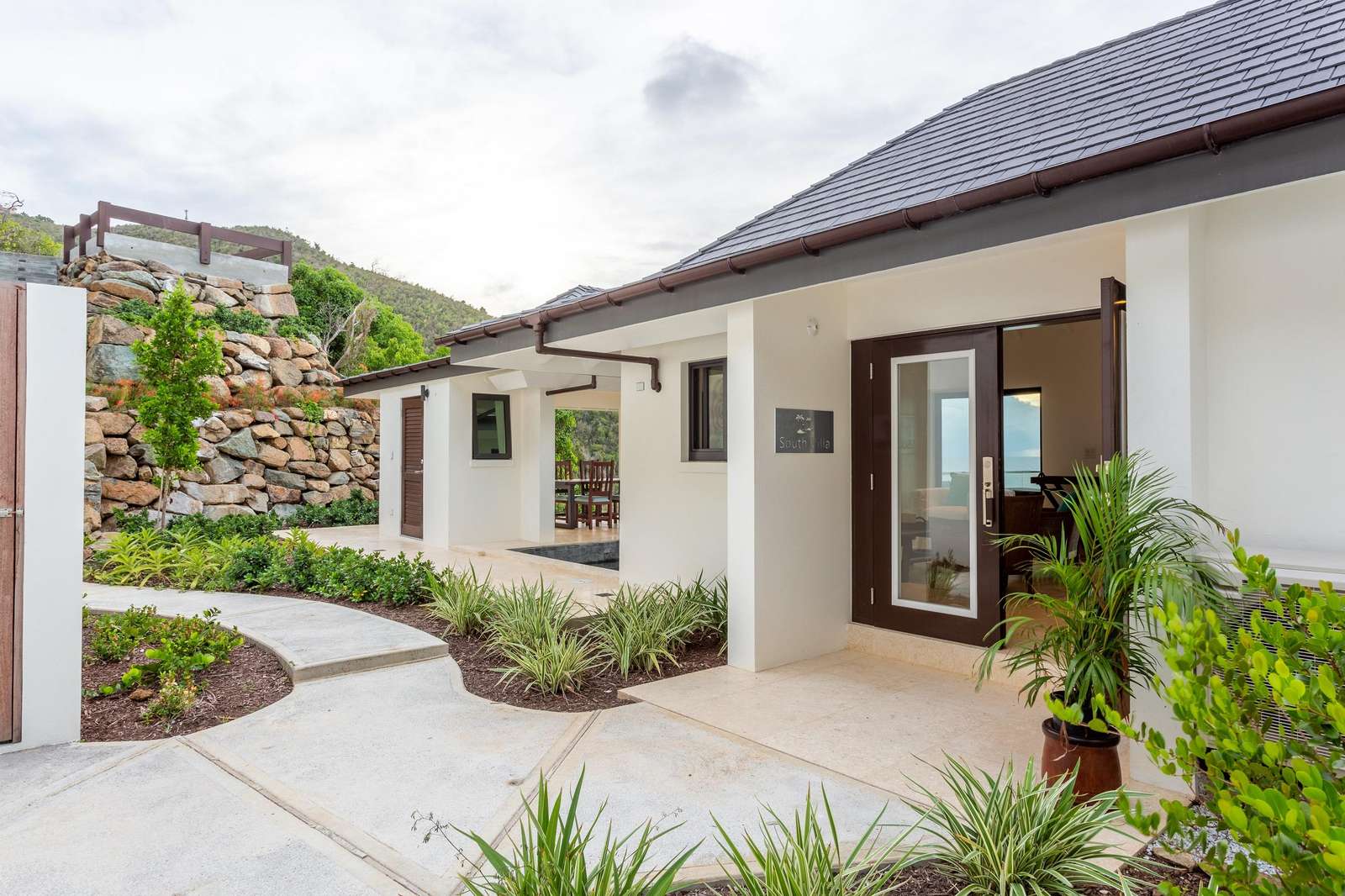 Villa Mini Cooper Preview 0