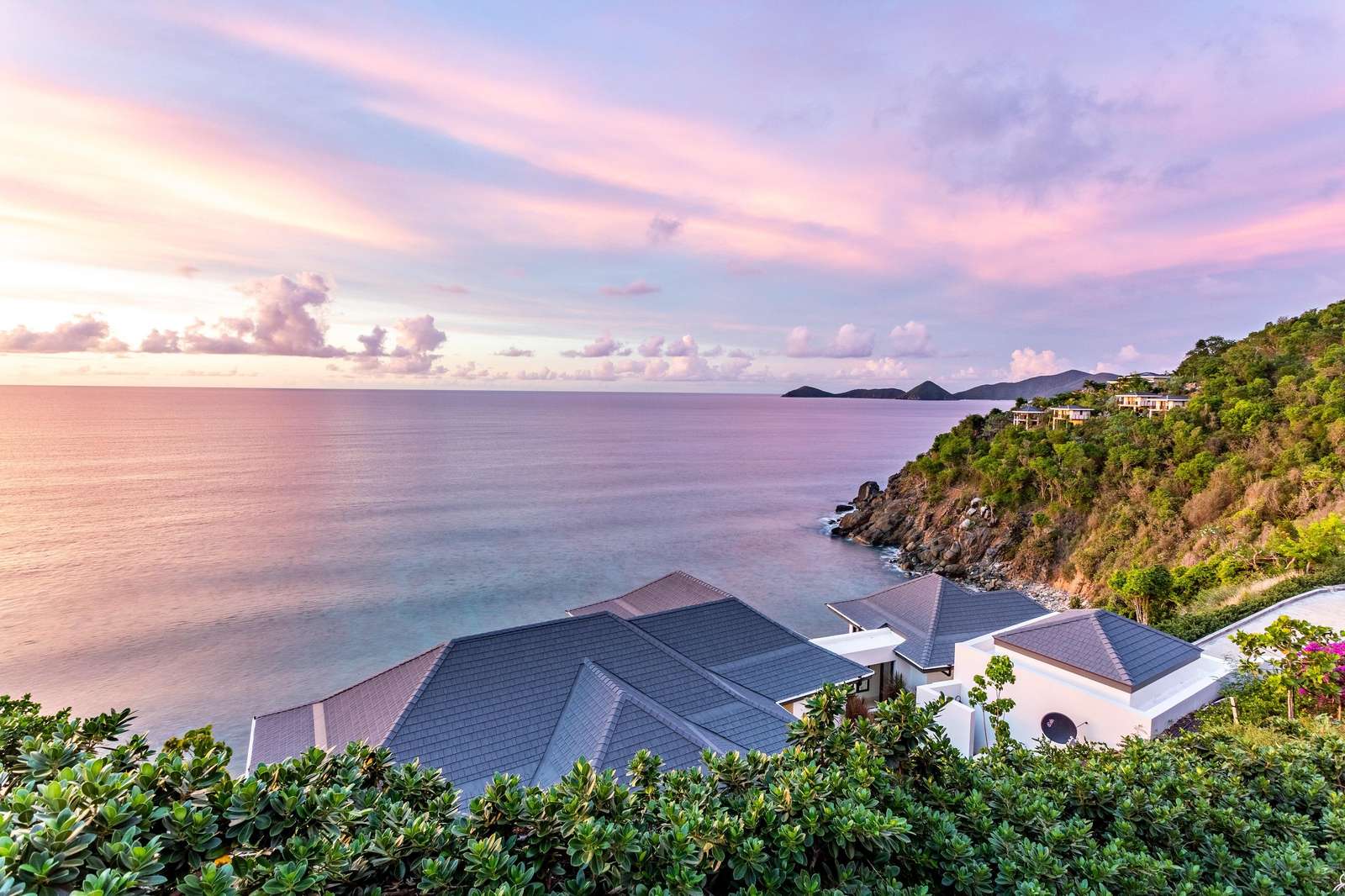 Villa Maxi Cooper Preview 0