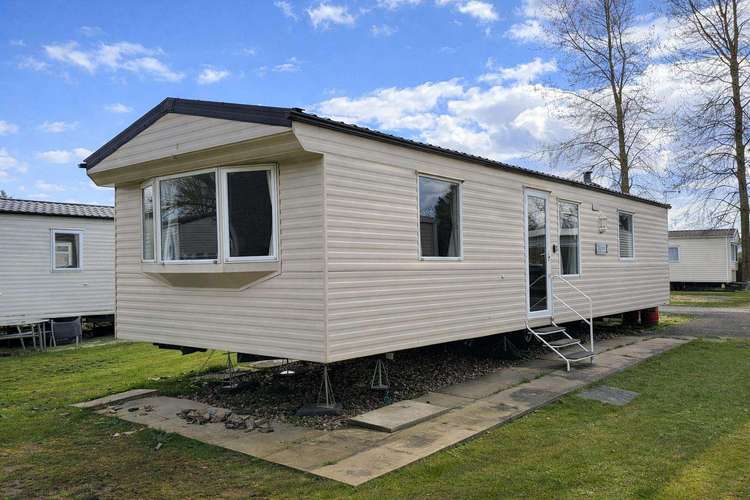 33031W⭐ – Willows, 2 bed, 6 berth caravan with D/G and C/H. Ruby rated Preview 0