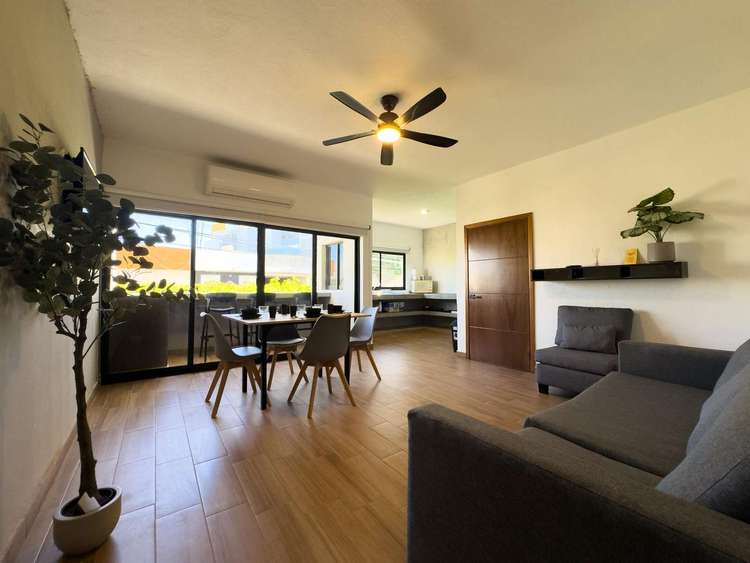 Cozy 1 bdrm Golden Zone apartment 3 Preview