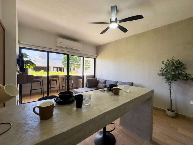 Cozy 1 bdrm Golden Zone apartment 6 Preview