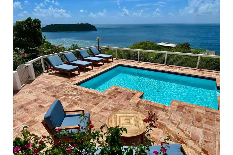 Altamira Overlooking Rendezvous Bay Preview