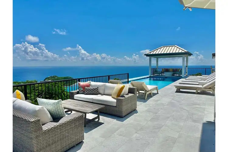 Villa Panache Beautiful 6 Bedroom Overlooking Rendezvous Bay Preview
