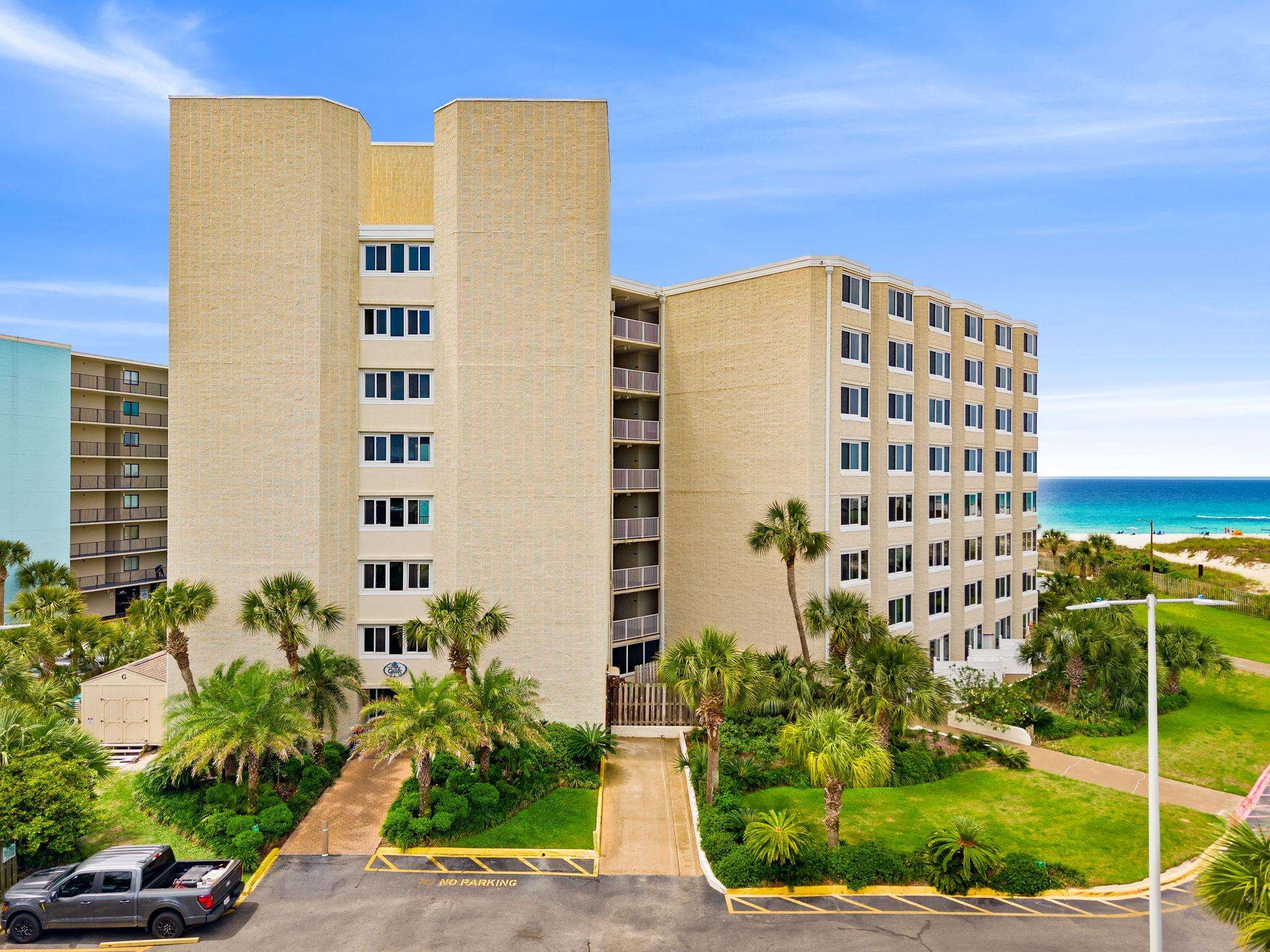 Top of the Gulf #112 | Pink's Palace