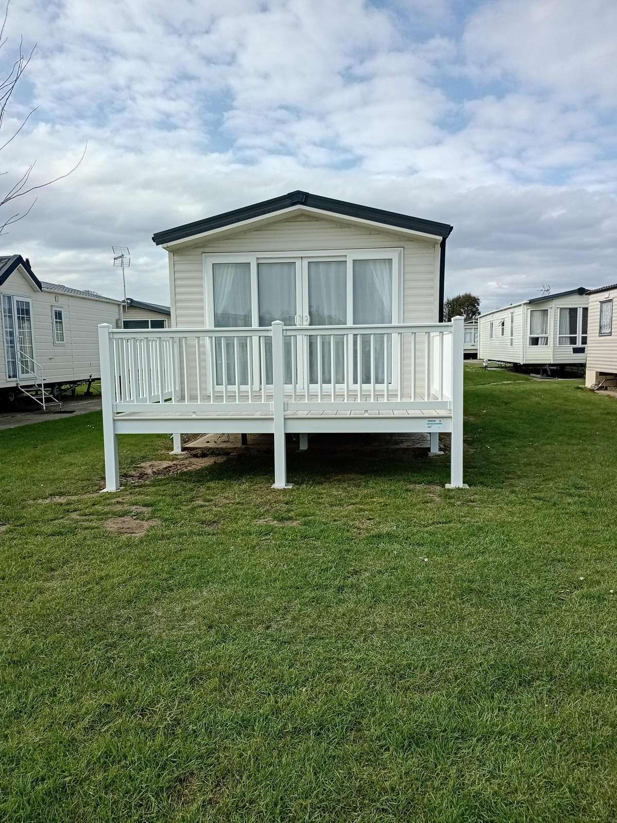 Book a break in this modern 6 berth caravan on Dovercourt Holiday Park. Enjoy making memories with the whole family on this UK staycation. - property