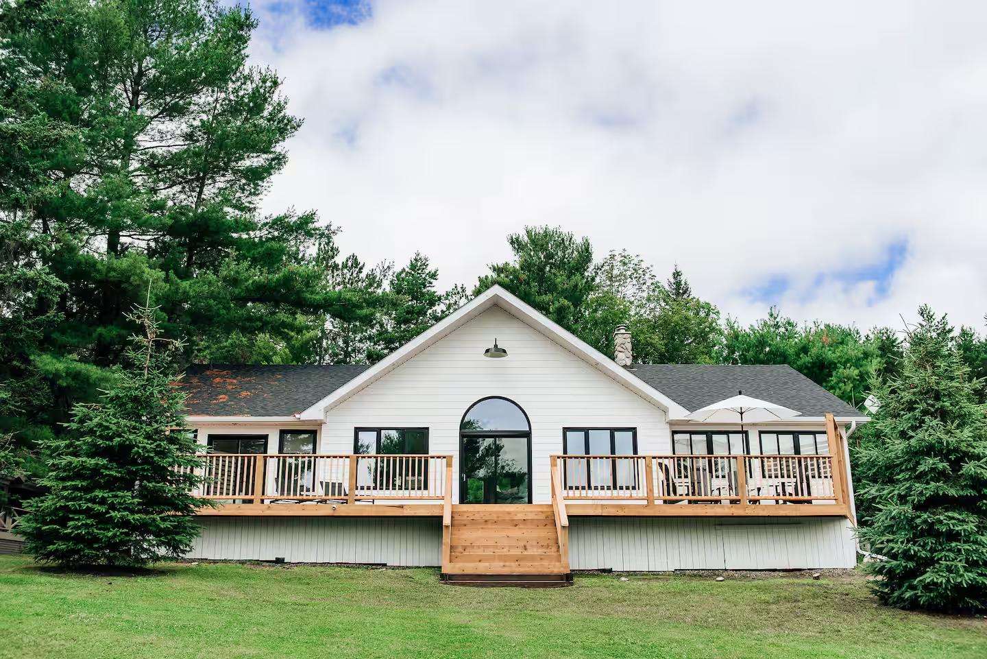 The Beach House Preview 0