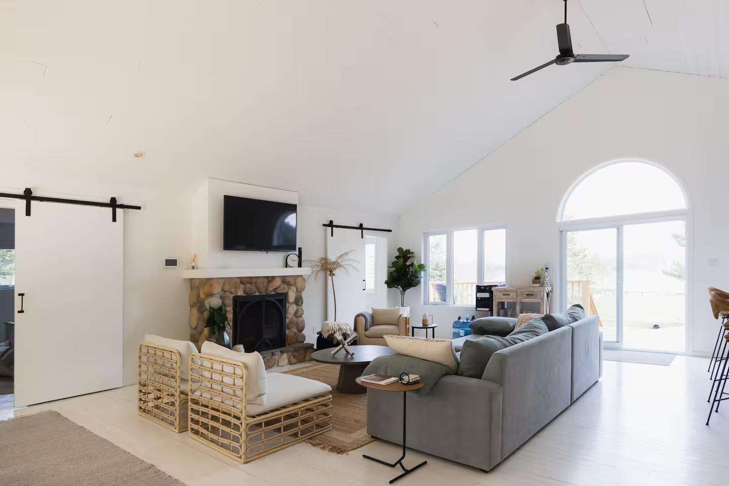 The Beach House Preview 1