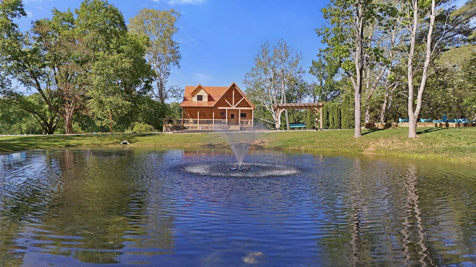 Bear’s Den Conner’s Log Cabin Preview 0