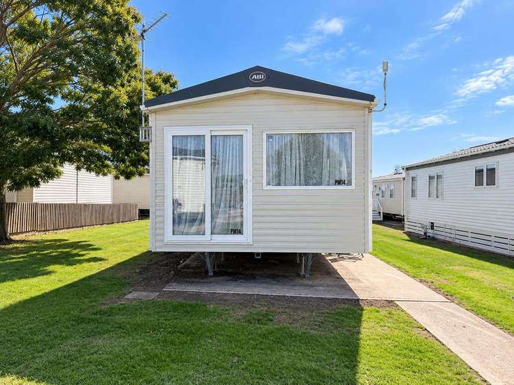 28014PM⭐ – Priory Meadow, 2 bed, 6 berth caravan with D/G and C/H. Ruby rated. Preview 1