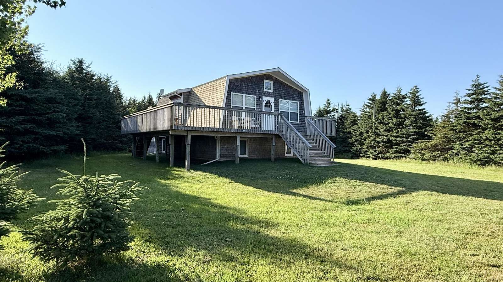 Red Fox Lane Cottage & Bunkie at Thunder Cove Beach Preview 0