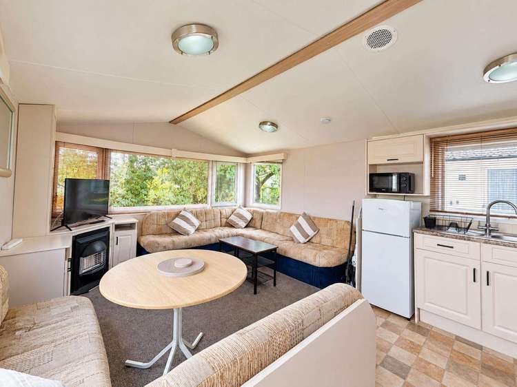 33012B⭐ – Beeches, 3 bed, 8 berth caravan. Sapphire rated. Preview 4