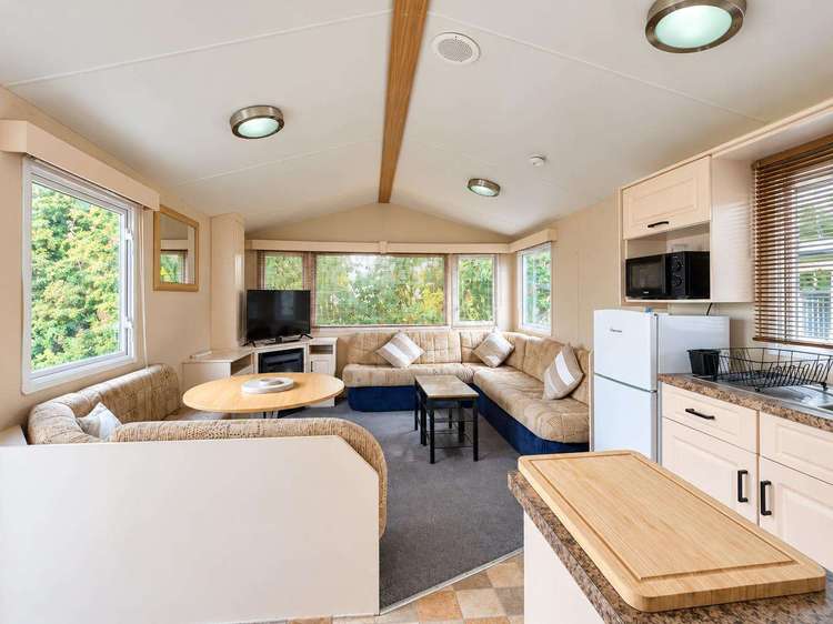 33012B⭐ – Beeches, 3 bed, 8 berth caravan. Sapphire rated. Preview 3