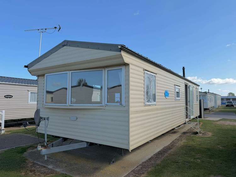 28100G⭐ – G, 3 bed, 6 berth caravan with D/G and C/H. Emerald rated. Preview 0