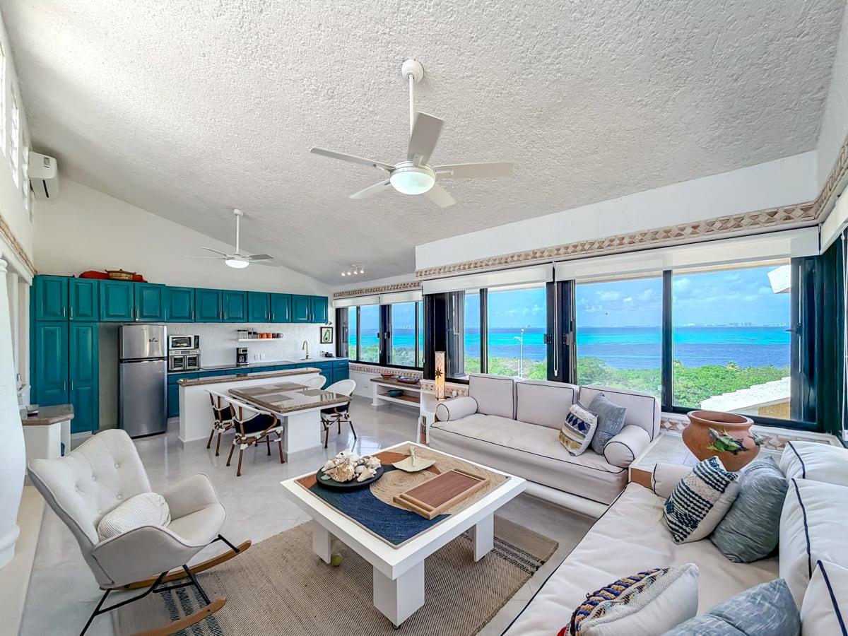 Loma Bonita Penthouse 9C