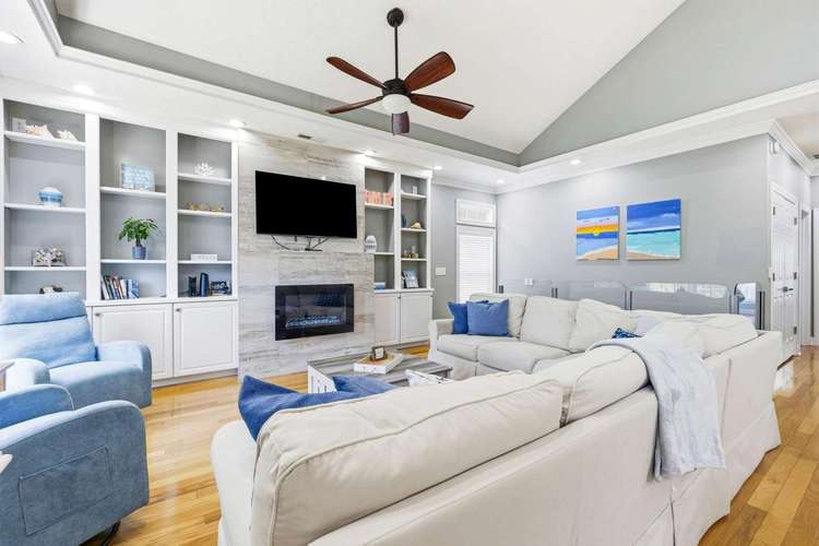 Ocean Drive Beach Cottage 4BR Walk to Everything Preview 0