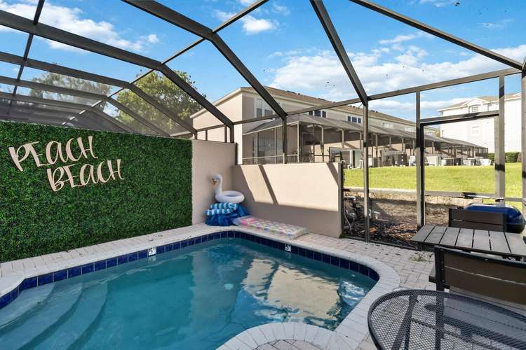 Silver Palm Retreat Preview 0