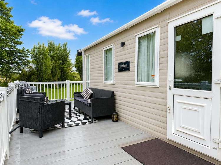63013TD⛱️ – The Dunes, 3 bed, 8 berth caravan with full wrap decking, D/G and C/H. Diamond rated Preview 4