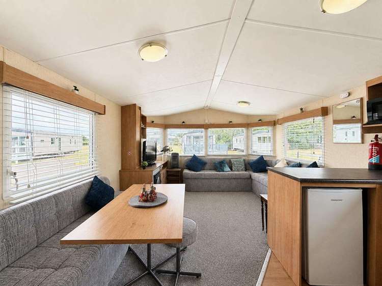 79011OM⭐ – Oak Meadows, 3 bed, 8 berth. Emerald rated Preview 4