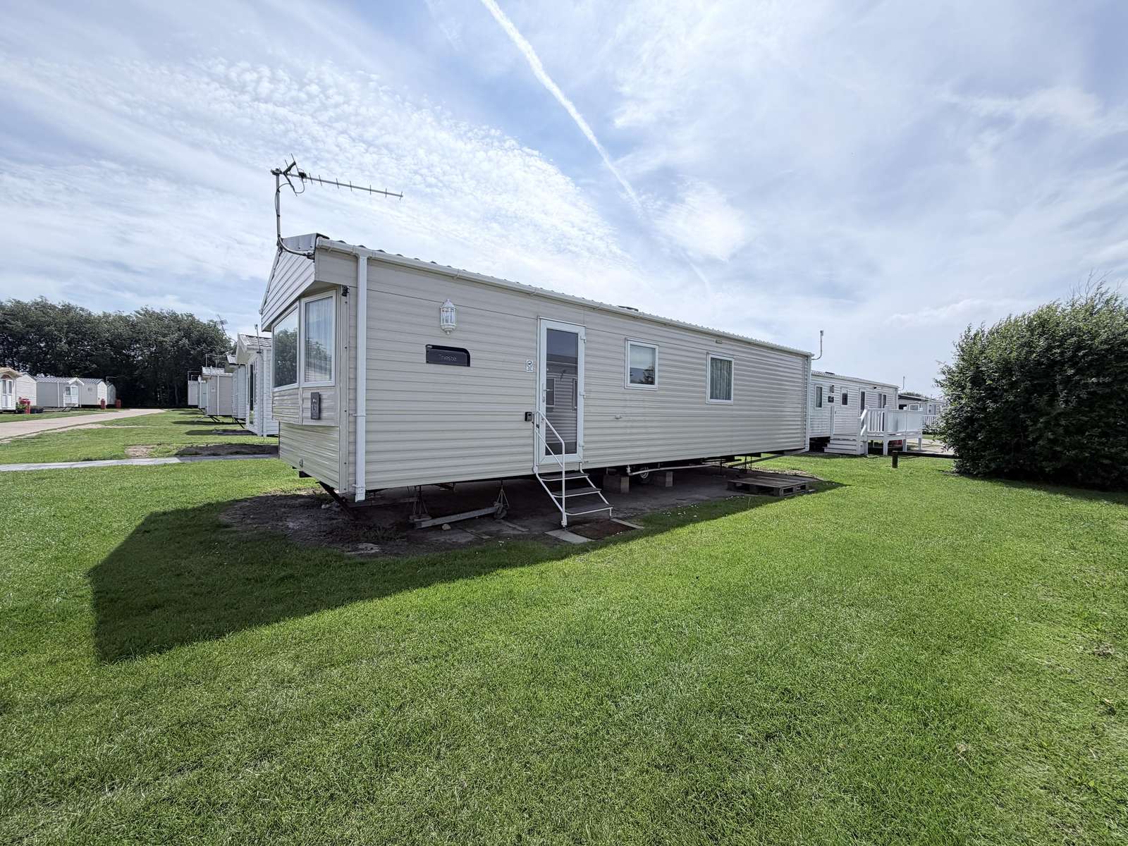 This caravan is the perfect base for exploring the gorgeous Norfolk coastline. - property