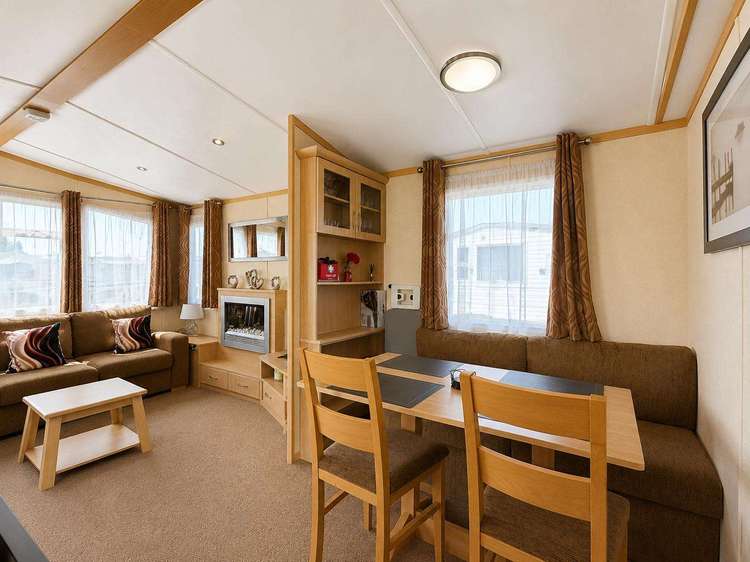 27057SW⭐ – Seawick, 3 bed, 8 berth caravan with D/H and C/H. Ruby rated. Preview 5