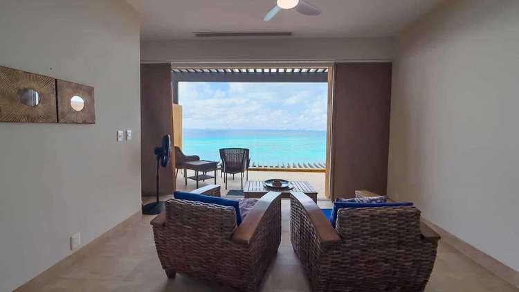 Casa Solaz Preview 3