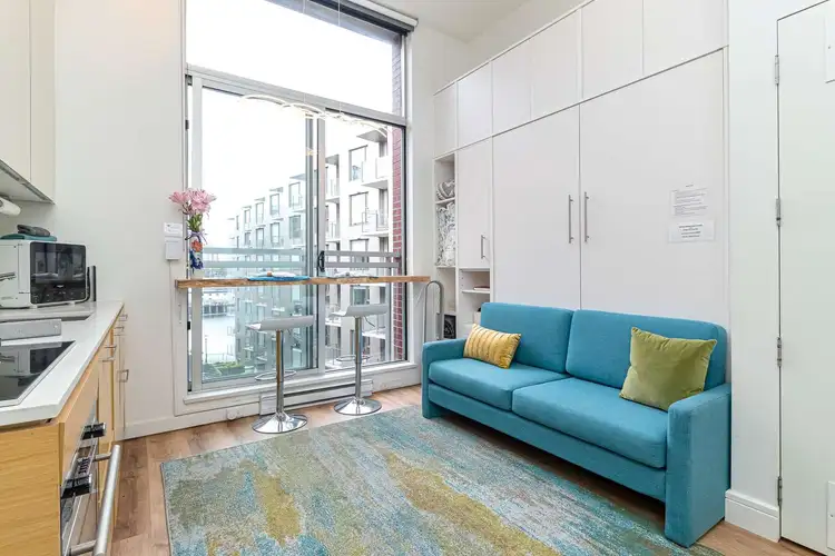 New New New: Gorgeous View Loft Preview 0