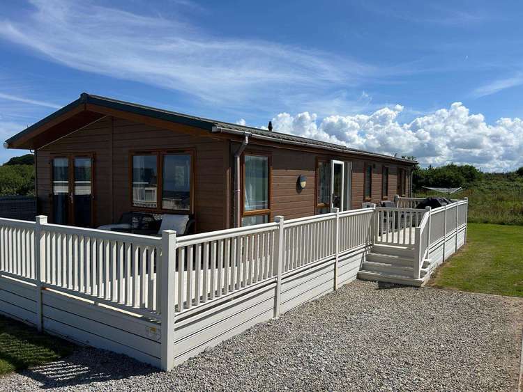 98011F⭐ – Fistral, 2 bed, 4 berth lodge with full wrap decking, D/G and C/H. Platinum rated. Preview 0