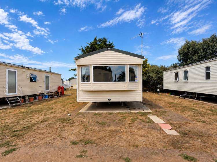 27064SW⭐ – Seawick, 2 bed, 6 berth caravan with D/G & C/H. Ruby rated. Preview 1