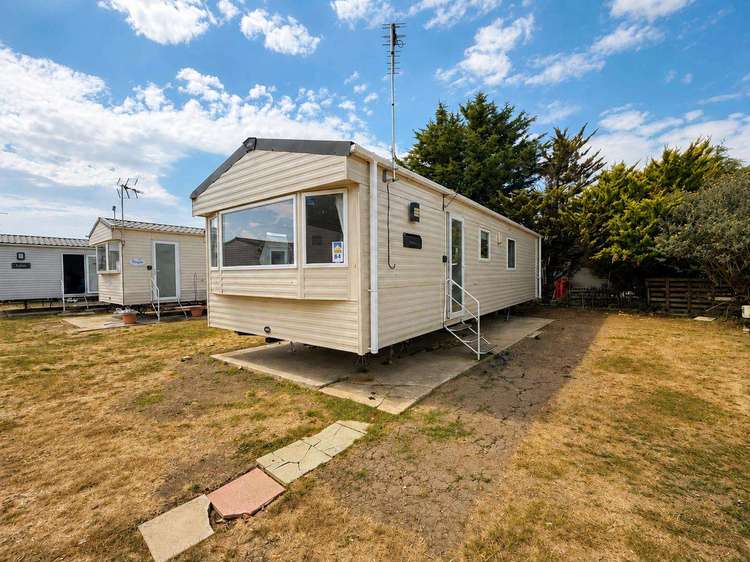 27064SW⭐ – Seawick, 2 bed, 6 berth caravan with D/G & C/H. Ruby rated. Preview 0