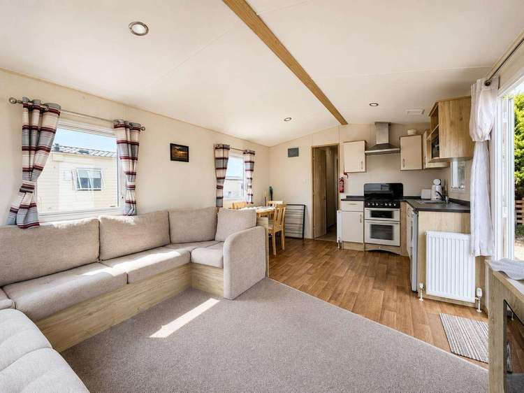 27064SW⭐ – Seawick, 2 bed, 6 berth caravan with D/G & C/H. Ruby rated. Preview 5