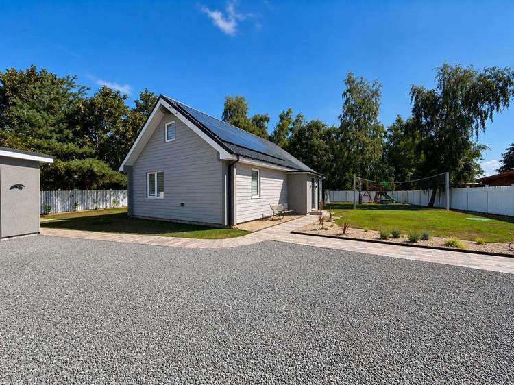 34034G – Gabby Lodge, 3 bed 8 berth luxury holiday home with hot tub. Pearl rated Preview 5