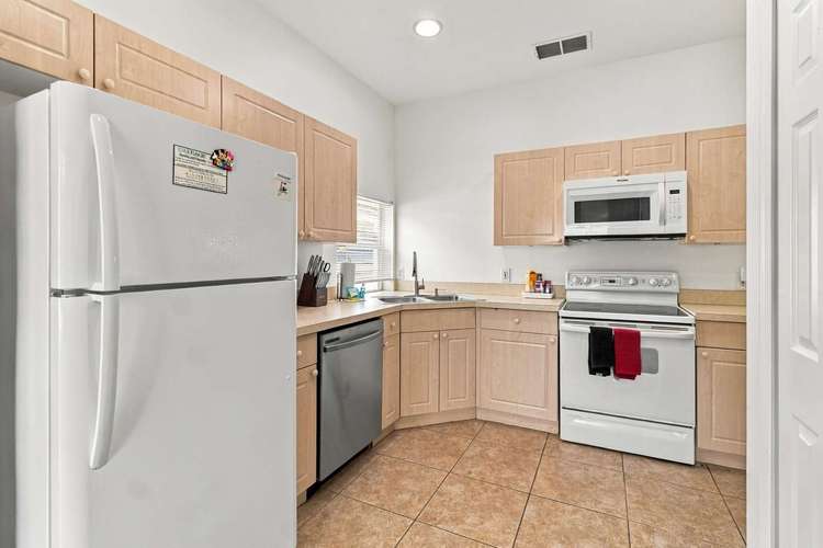 Fan Palm Way Retreat Preview 0