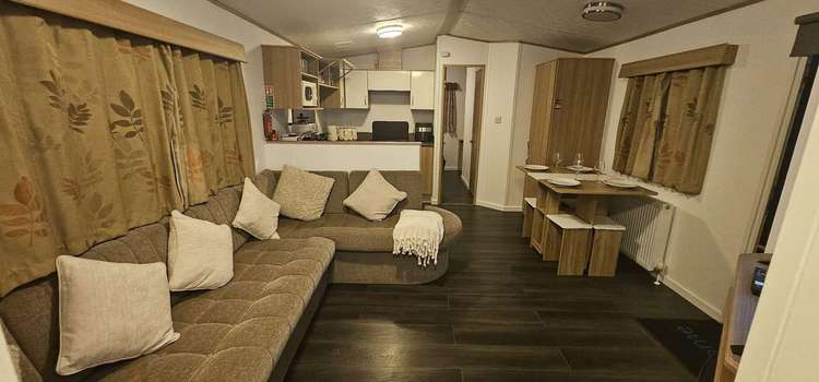 86006W⭐ – Row W, 3 bed 8 berth caravan with scenic mountain views. Ruby rated. Preview 0
