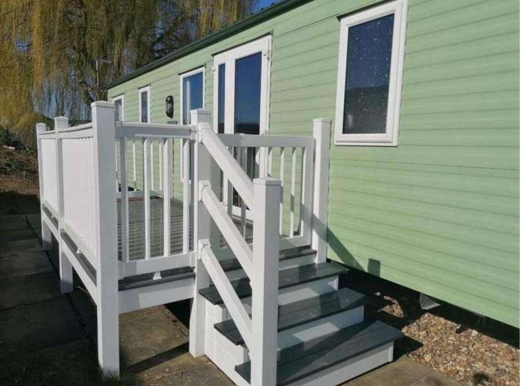 33056S⭐ – Springs, 3 bed, 8 berth caravan with side decking, D/G & C/H. Ruby rated. Preview 0